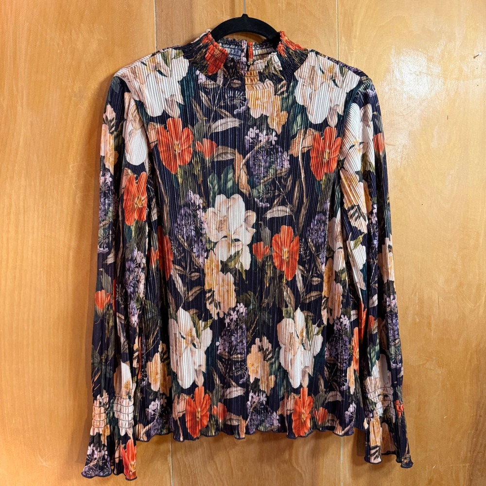 Chicos Floral Pleated Smocked Mock Neck Blouse Navy Orange Size 1 M